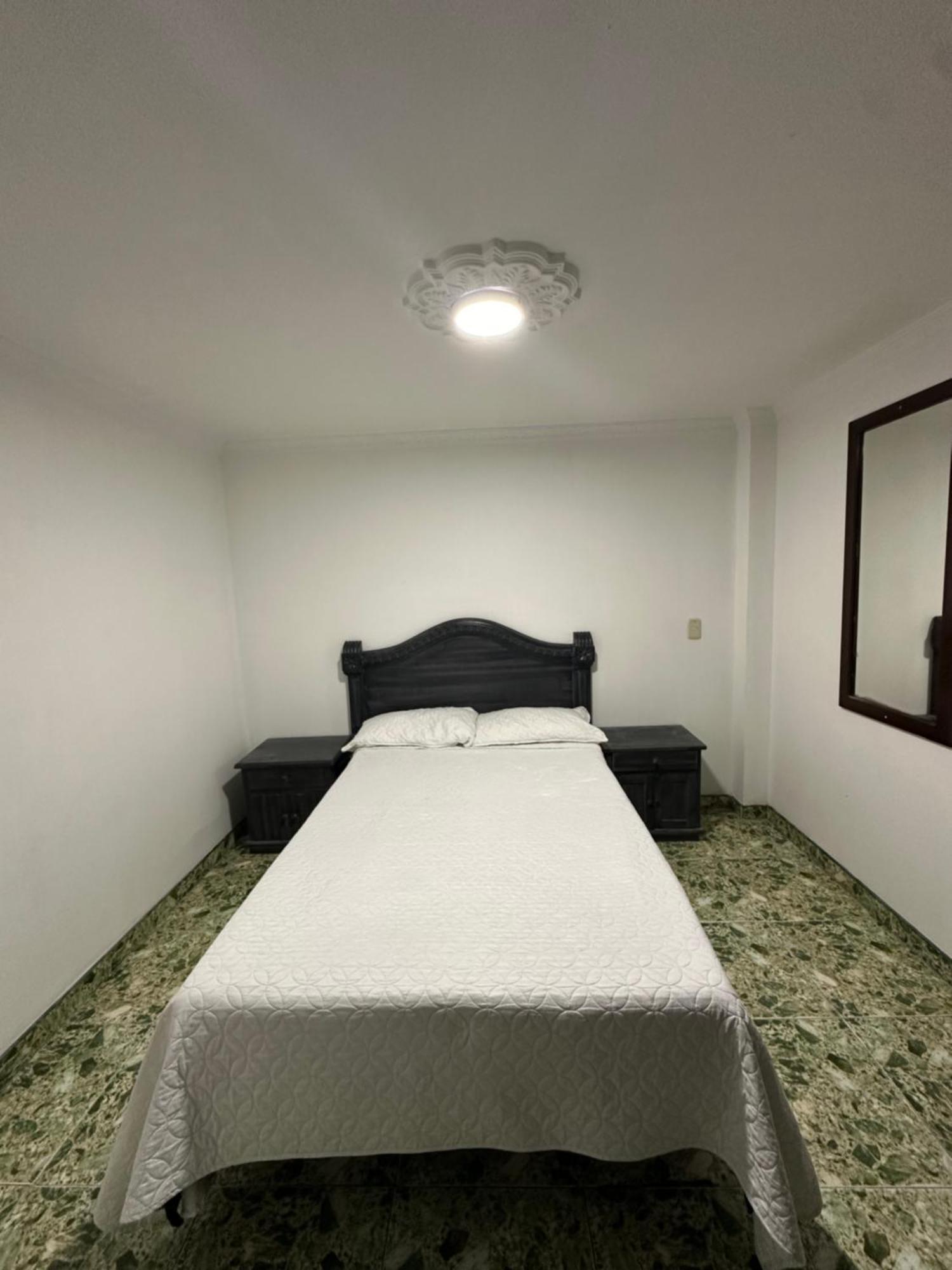 Hotel Nuevo Horizonte E.M.J Bogotá Zewnętrze zdjęcie